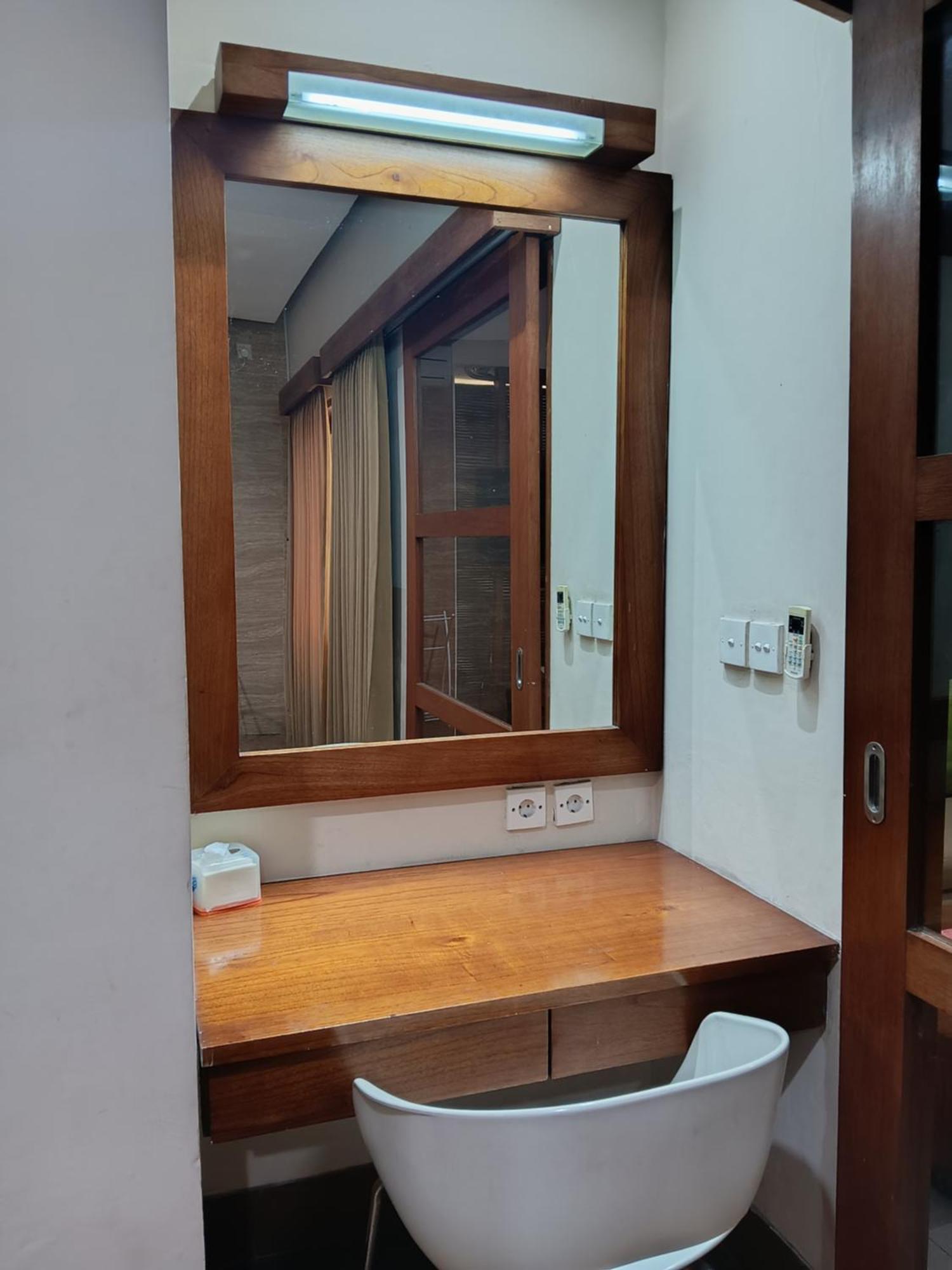 The Green Zhurga Suite Kerobokan  Exterior photo