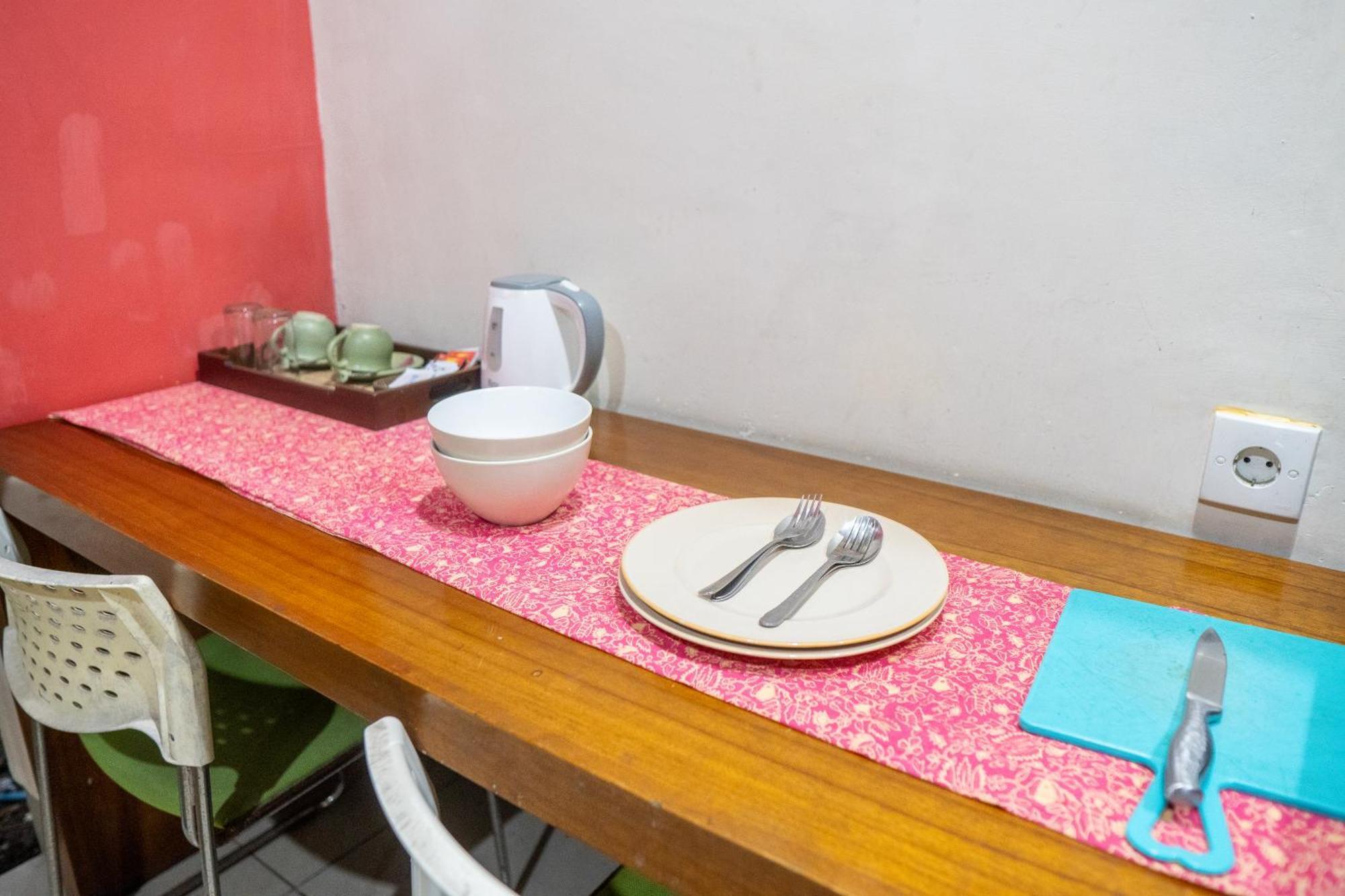 The Green Zhurga Suite Kerobokan  Exterior photo